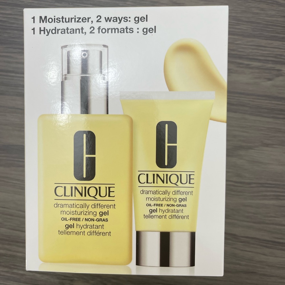 Clinique Dramatically Different Moisturizing Gel set